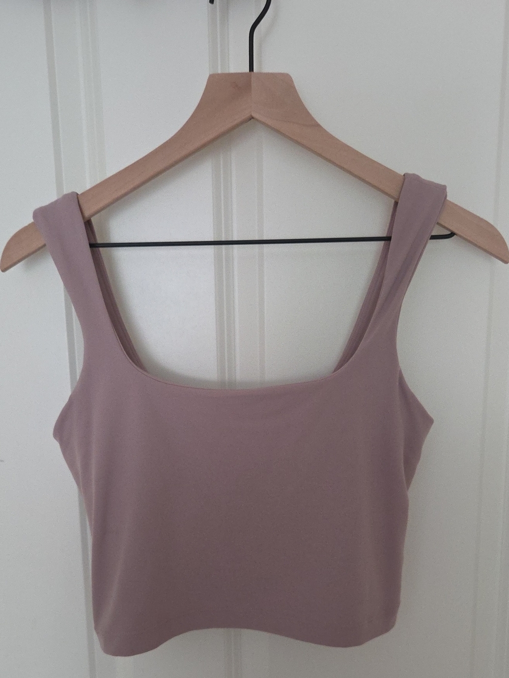 Athleta Transcend Crop Top